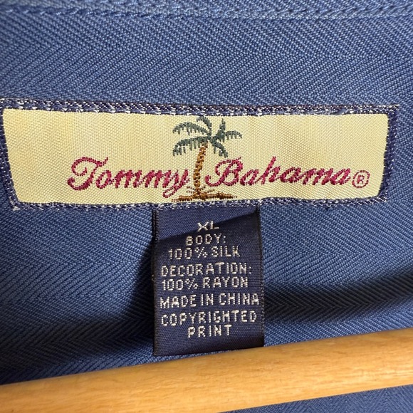 Tommy Bahama Silk Camp Shirt Blue Swizzle Inn Graphic Relax Mens Sz XL Cocktail - Picture 4 of 16
